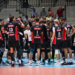 Sesi Bauru disputa com a equipe Monte Carmelo no segundo turno da Superliga 25-26