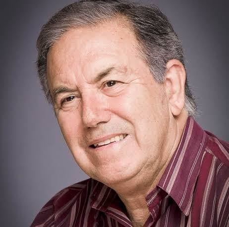 Amigos e familiares se despedem de Roberto Rufino, Colunista social de Bauru
