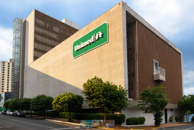 Consolidada como um dos principais complexos médico-hospitalares do interior de São Paulo, a Unimed Bauru completa 55 anos de história 