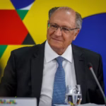 Geraldo Alckmin ministra palestra magna no Congresso de Medicina da Uninove em Bauru 