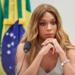Erika Hilton participa de debate sobre política e diversidade no Anfiteatro Guilhermão