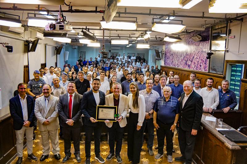 Câmara de Bauru homenageia Senai com Medalha do Mérito “Custos Vigilat”