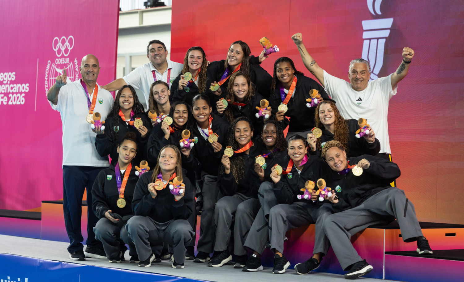 Com apoio da ABDA, Brasil é campeão duplo no polo aquático sul-americano 