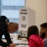 Candidatos e eleitores têm imunidade contra prisões no período eleitoral, salvo flagrante delito 
