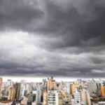 Defesa Civil de SP alerta para temporais no centro-oeste do estado
